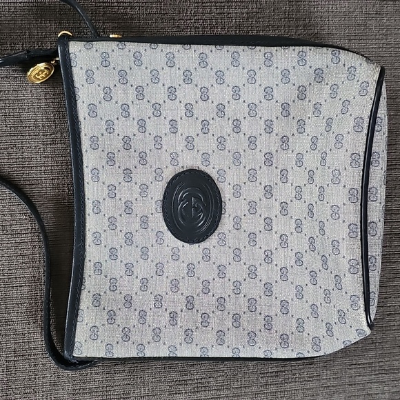 GUCCI Navy Blue Canvas Supreme Micro GG Blue Trim Crossbody Bag Authenticated - Picture 10 of 16